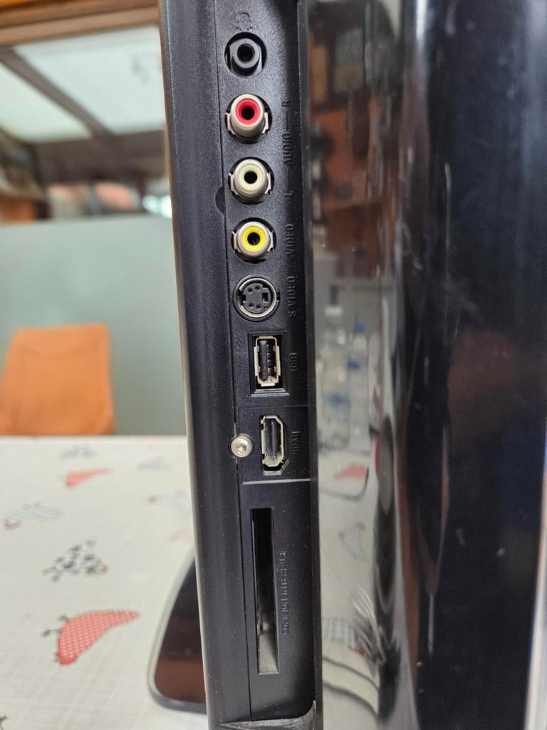 Philips TV met diverse aansluitingen, Audio, Tv en Foto, Televisies, Ophalen, Philips, Gebruikt, 50 Hz