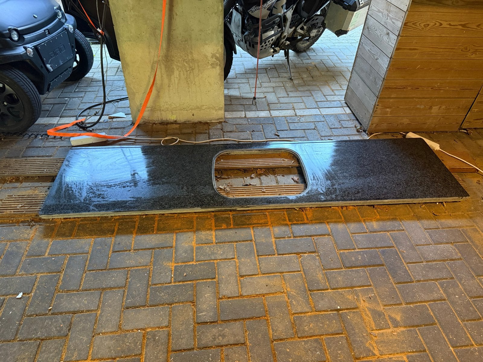 Granieten keukenblad met spoelbak 244 bij 60, Ophalen, Gebruikt, Zwart, Overige typen