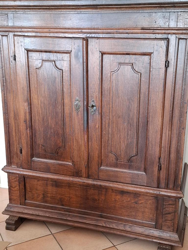 Antieke eikenhouten kast, Ophalen
