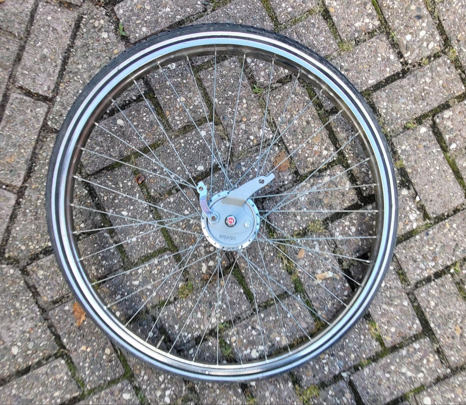 28 inch Gazelle voorwiel, Fietsen en Brommers, Ophalen, Staal, Zo goed als nieuw, Oldtimerfiets