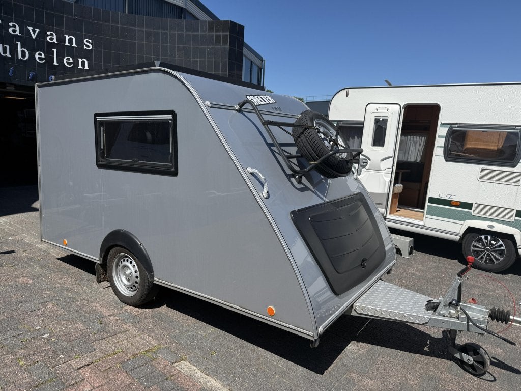 Kip Shelter, Nieuwstaat, hefdak, (((Zondag open))), Caravans en Kamperen, Overige typen, Stabilisator, Kip, Bedrijf