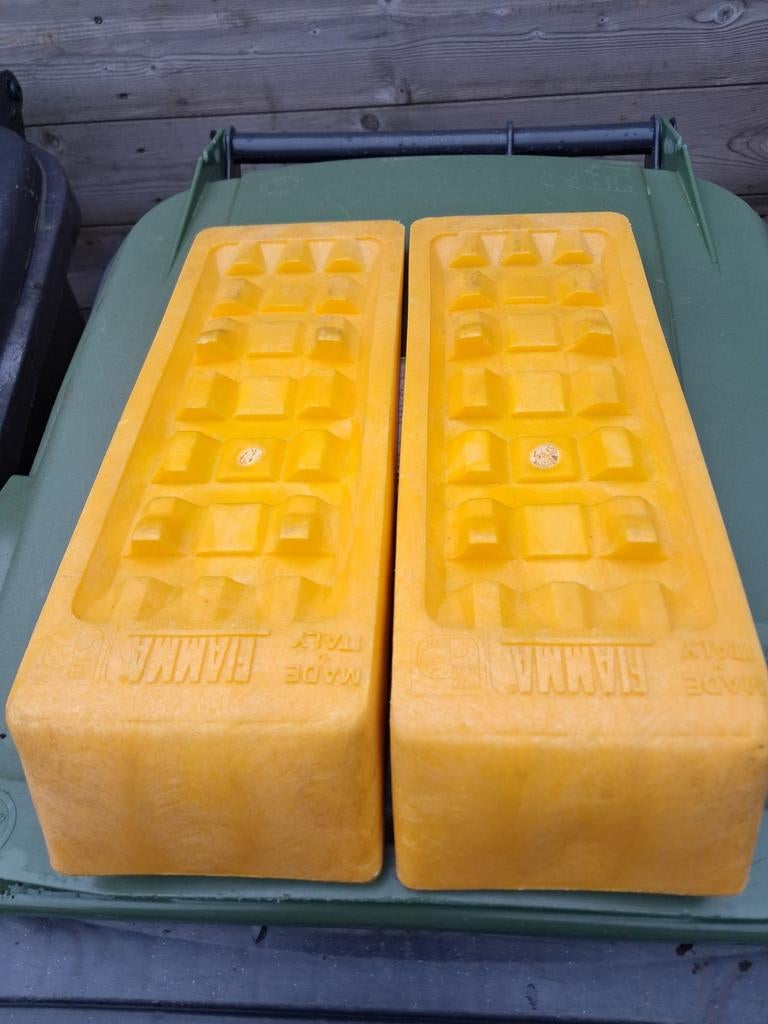 Wiel keggen camper /caravan waterpas zetten, Ophalen, Zo goed als nieuw