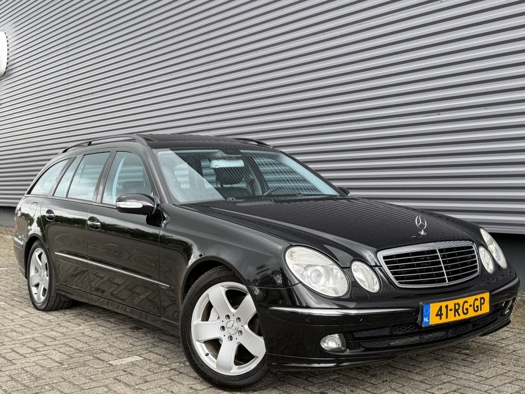 Mercedes-Benz E-Klasse 350 V6 272PK Avantgarde / *NAP* / Pan, Auto's, Automaat, Gebruikt, Zwart, Zwart