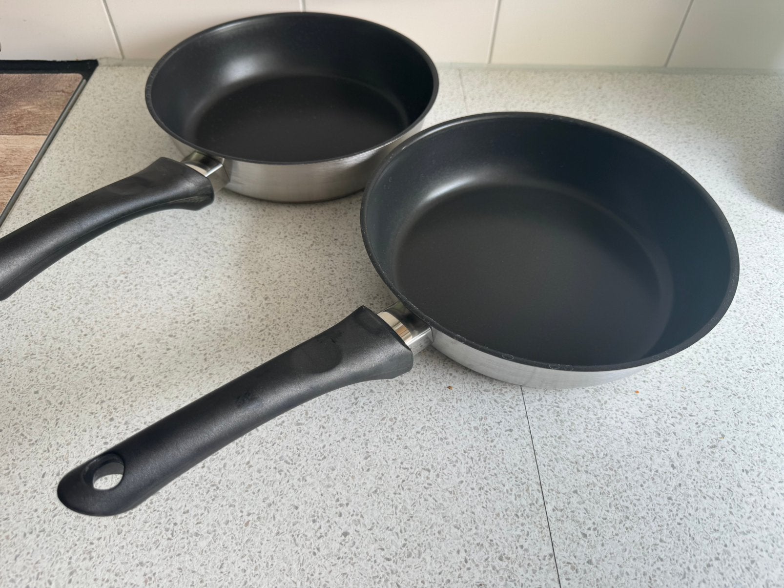 2x Schulte ufer koekenpan 24cm anti- aanbak premium pannen !, Koekenpan, Aluminium, Ophalen of Verzenden, Zo goed als nieuw