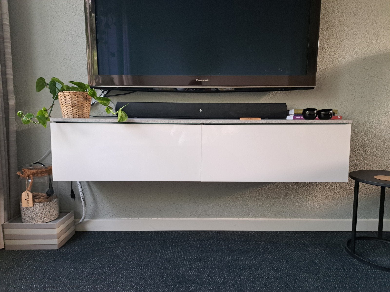 Zwevend tv meubel, Huis en Inrichting, Ophalen, Zo goed als nieuw, 25 tot 50 cm