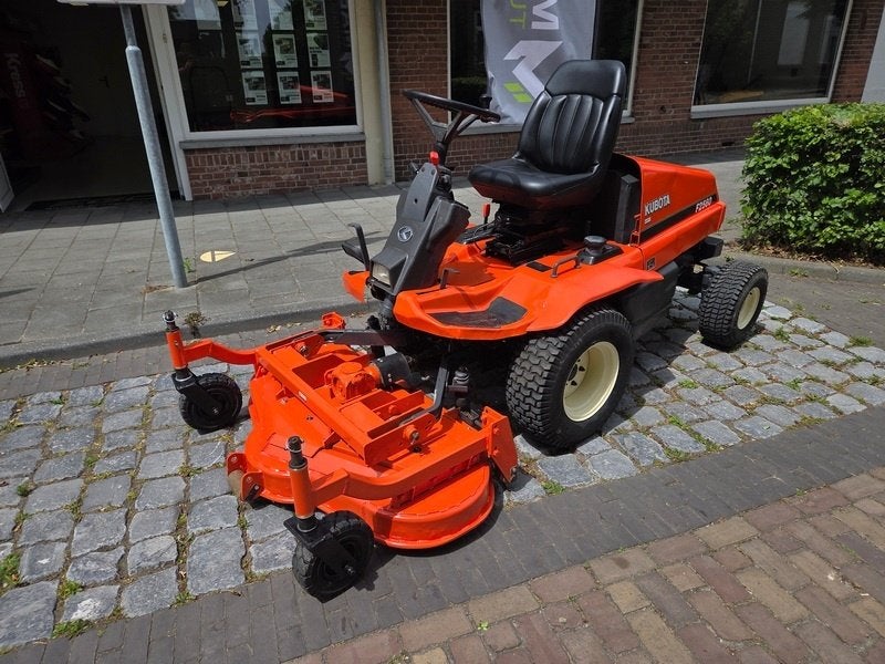 Kubota F 2560 professionele frontmaaier, Tuin en Terras, Ophalen, Gebruikt, Versnellingen, Kubota