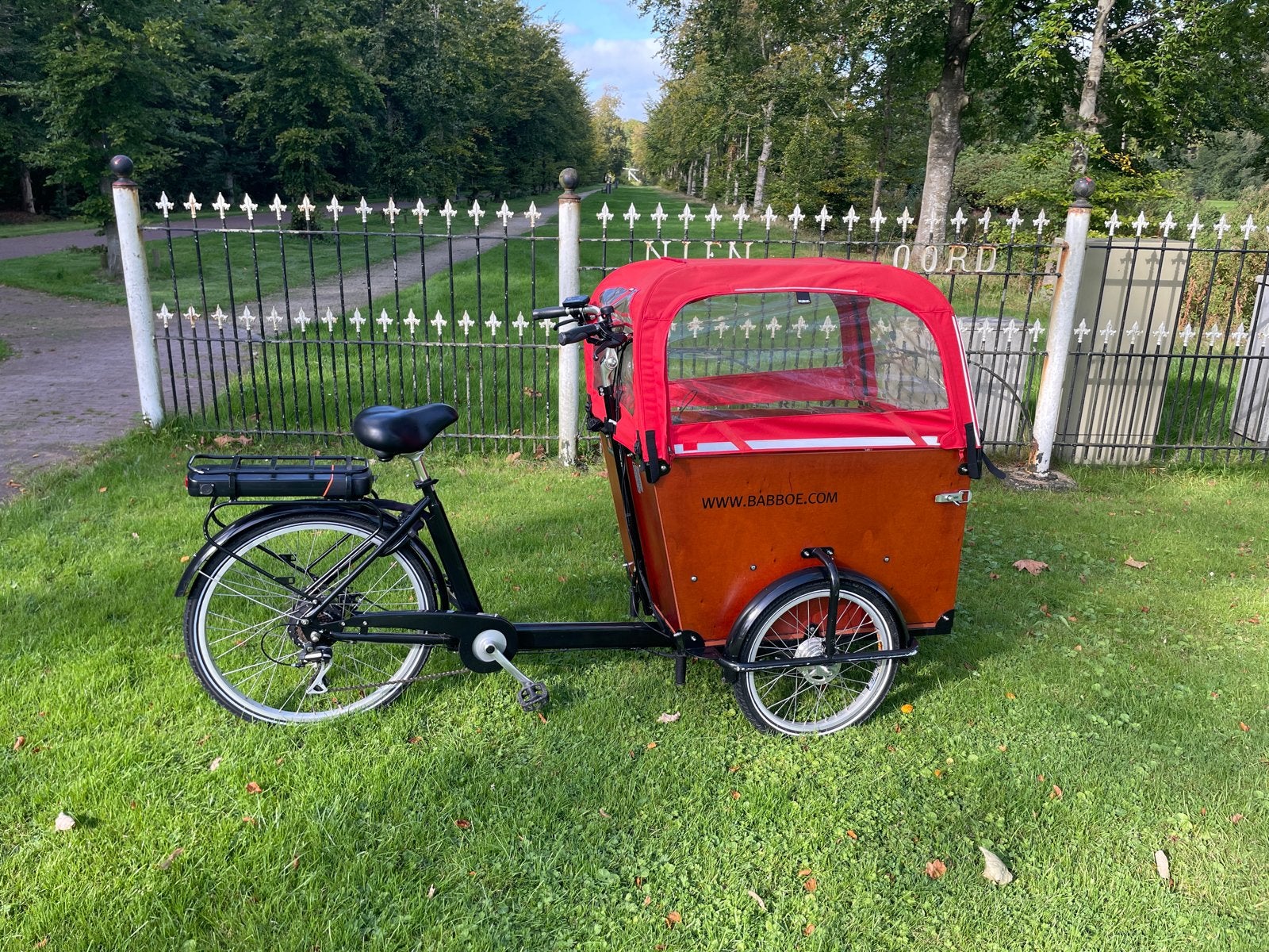 Babboe Big-E bakfiets voor hond of kind, Gebruikt, Goederen, Elektrisch, Schijfrem