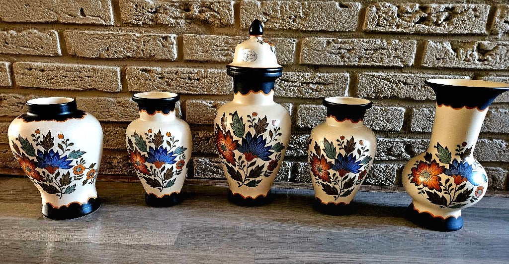 5 Vazen - Flora Gouda Plateel Holland Keramiek Handwerk, Antiek en Kunst, Antiek | Vazen, Ophalen