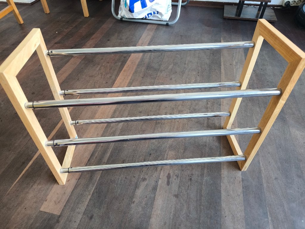 Shoe rack, Ophalen, Gebruikt