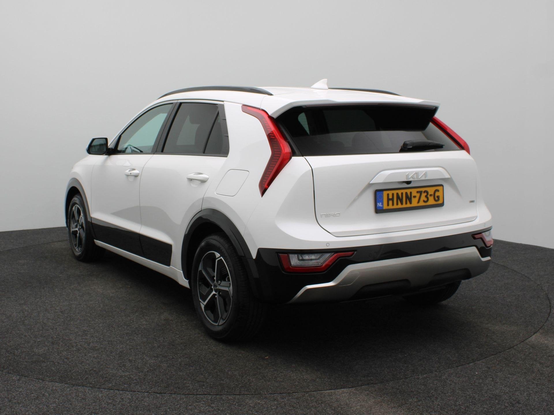 Kia Niro 1.6 GDi Hybrid DynamicPlusLine | Open dak | Clima |, Auto's, 137 pk, Gebruikt, Euro 6, Wit