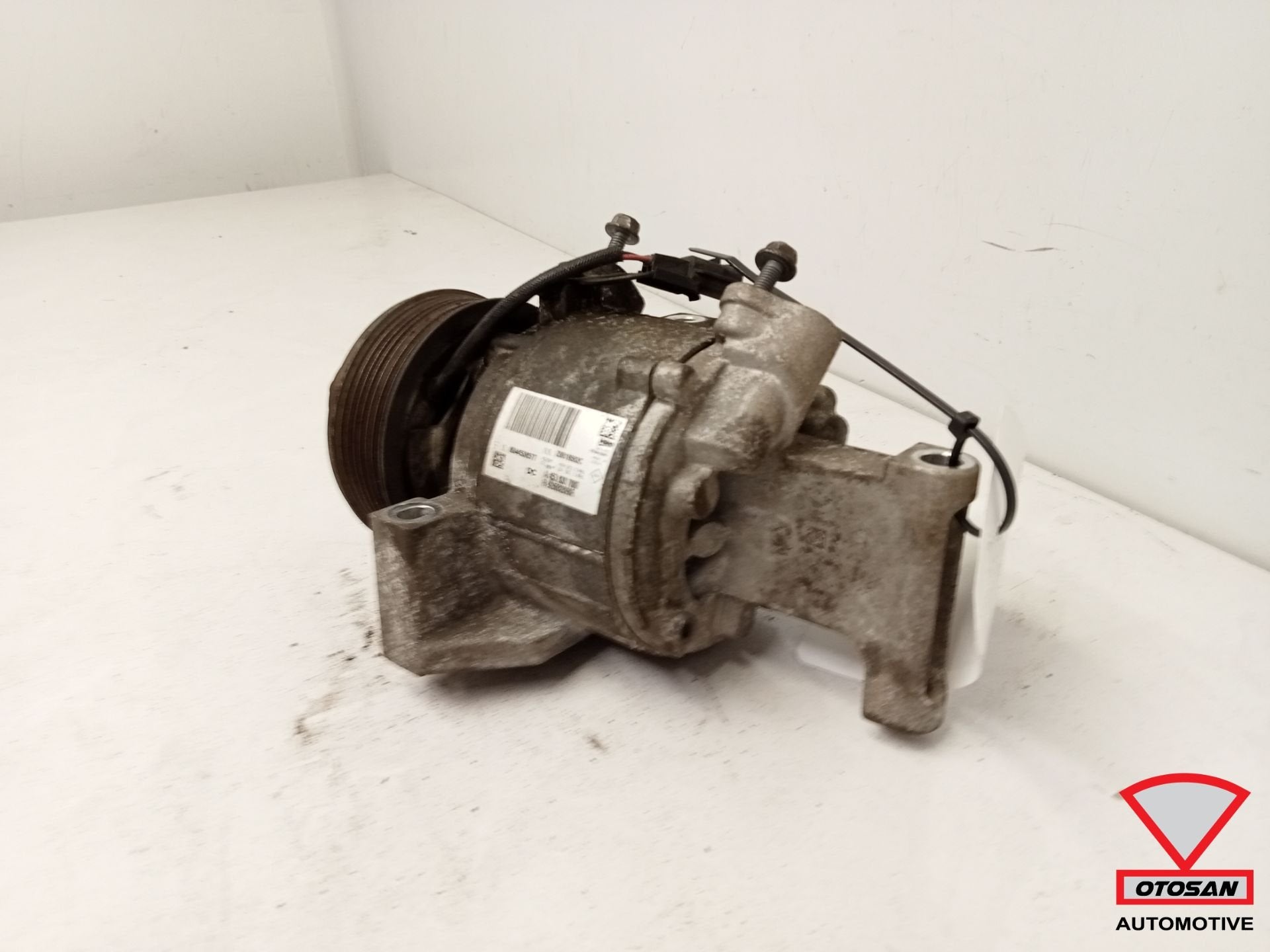 Renault Twingo Clio IV Airco Compressor Origineel!, Renault Group, Gebruikt, Contact.group@renault.com, Ophalen of Verzenden
