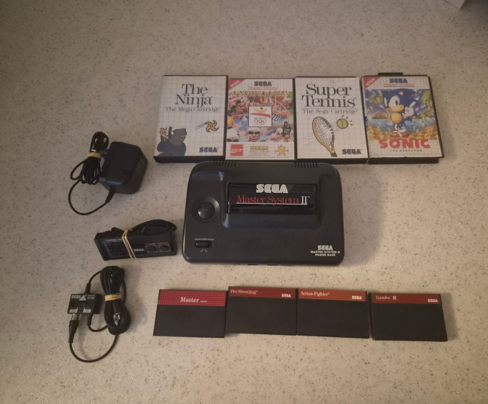 Sega Master System II met games en accessoires in nieuwstaat, Met games, Master System, Ophalen of Verzenden, Zo goed als nieuw