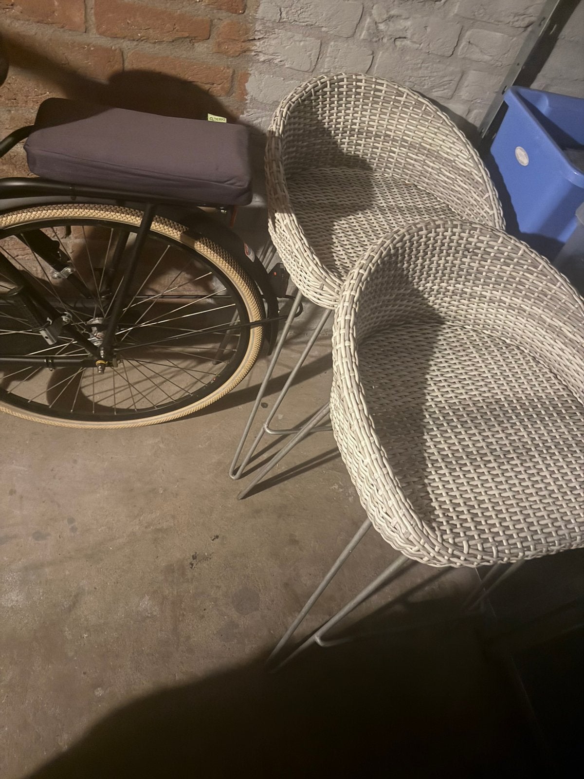 Tuin bar krukken, Huis en Inrichting, 2 krukken, Ophalen, Gebruikt, 60 tot 90 cm