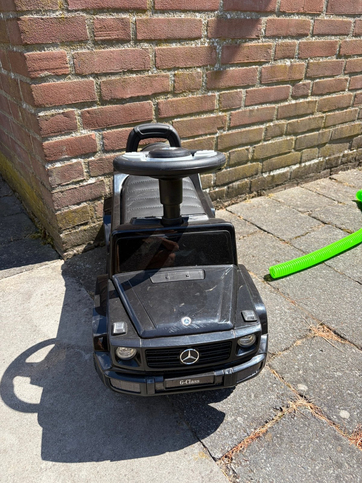 Mercedes loopwagen met werkende toeter en motor geluid, Kinderen en Baby's, Ophalen, Zo goed als nieuw
