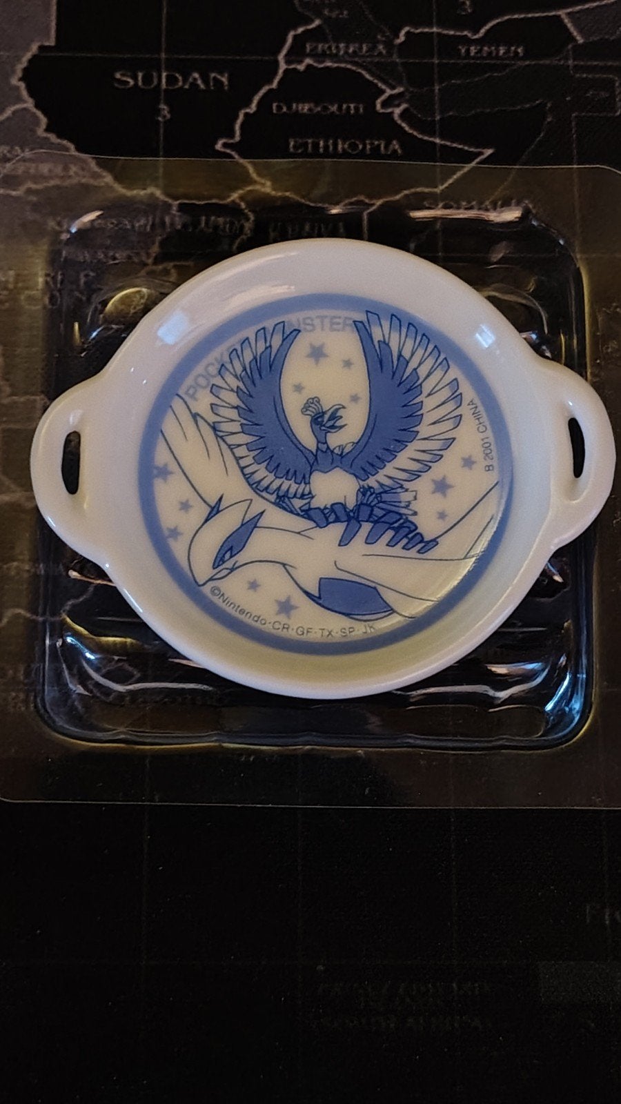 2001 Pokemon: Ceramic Mini Dish with Legendary Ho-Oh & Lugia, Ophalen of Verzenden, Nieuw, Overige typen