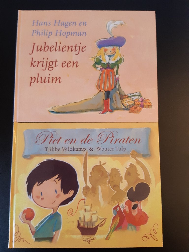 Douwe Egberts Sinterklaasboeken 2005 2 stuks NIEUW, Diversen, Sinterklaas, Ophalen of Verzenden, Nieuw