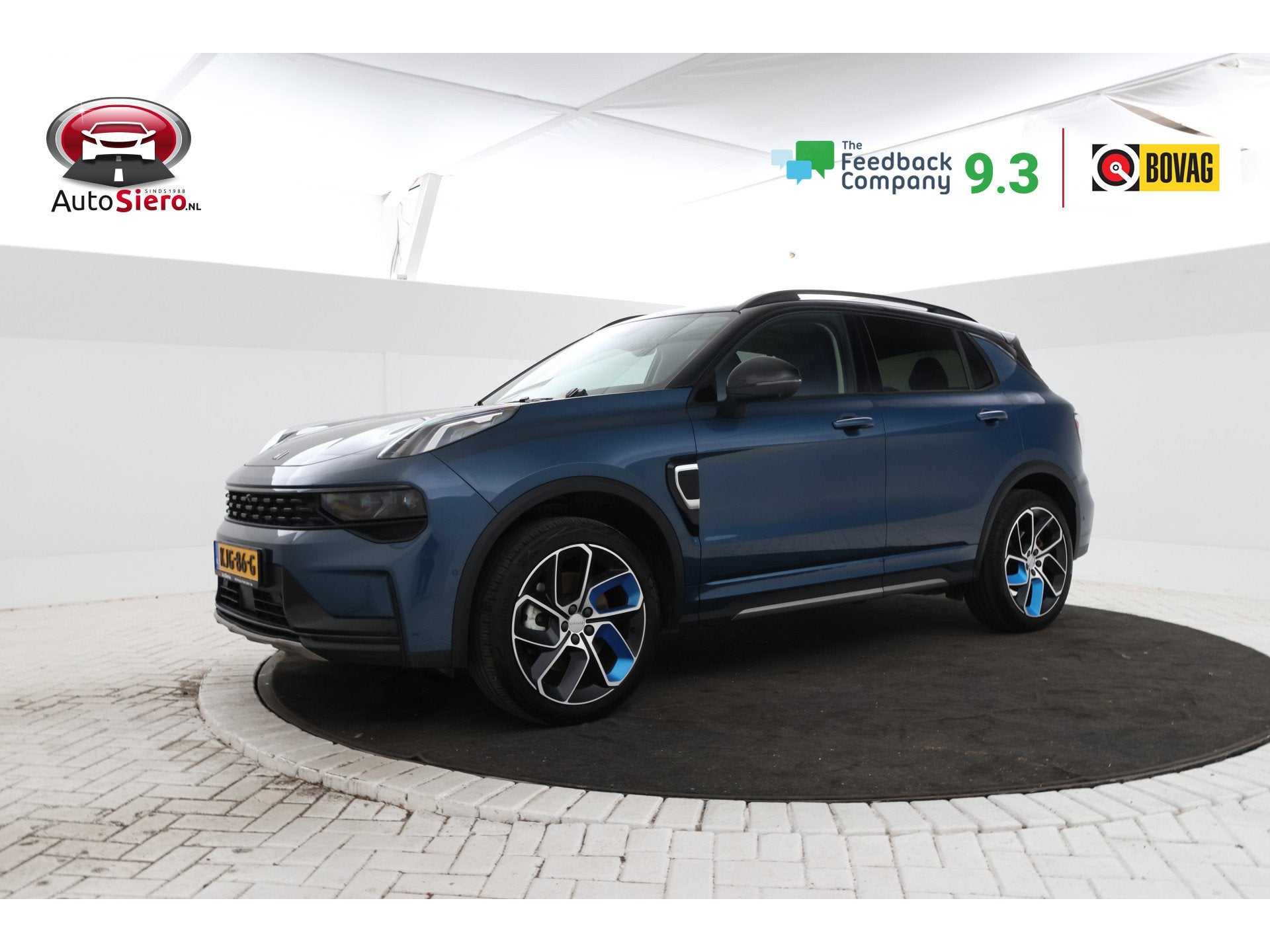 Lynk & Co 01 1.5 Zwarte hemel, full black (bj 2023), Stof, Euro 6, Met garantie (alle), Plug-in hybride