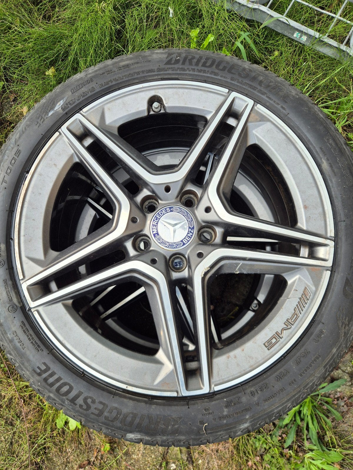 2 Mercedes Benz amg Velgen 18 inch met banden, Auto-onderdelen, Ophalen, Gebruikt, Voor, Bumper