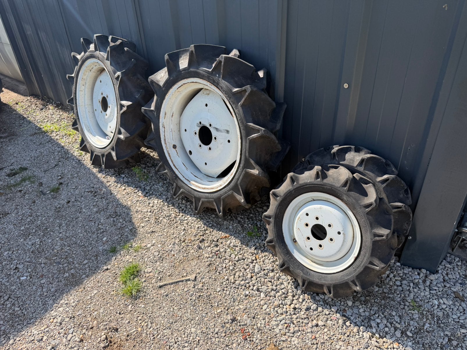 Kubota / iseki banden met velgen ( mini tractor ), Ophalen of Verzenden, Zo goed als nieuw