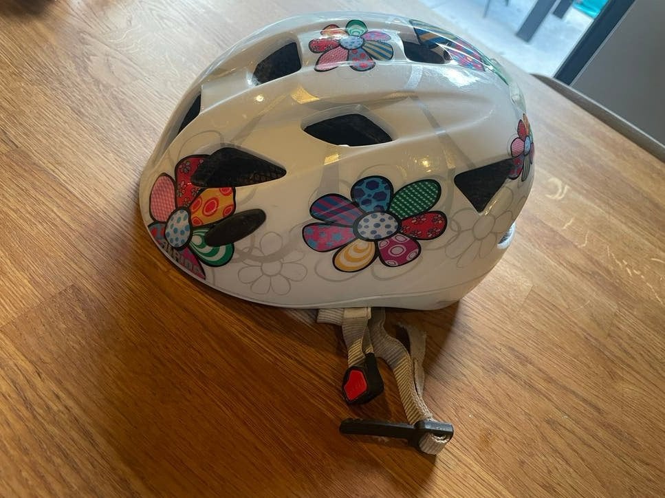 Kinderhelm Alpina, Ophalen, Zo goed als nieuw