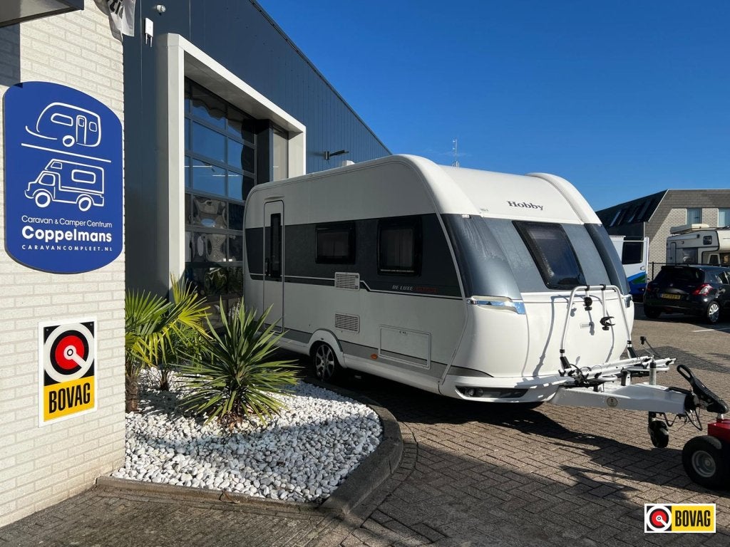 Hobby De Luxe Edition Silver 440 SF Mover, Fietsenrek, Luife, Hobby, Bedrijf, Treinzit, Schokbreker