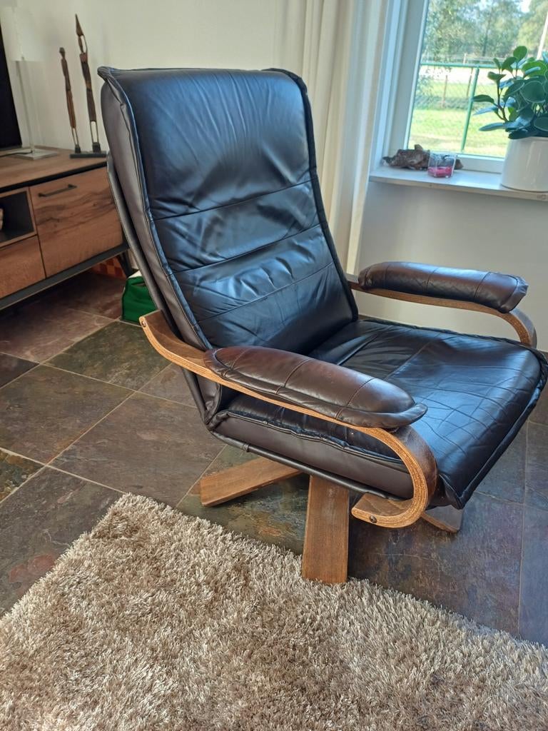 2 Vintage leren fauteuils - moeten snel weg!, Huis en Inrichting, Ophalen, Gebruikt, Bruin, Vintage