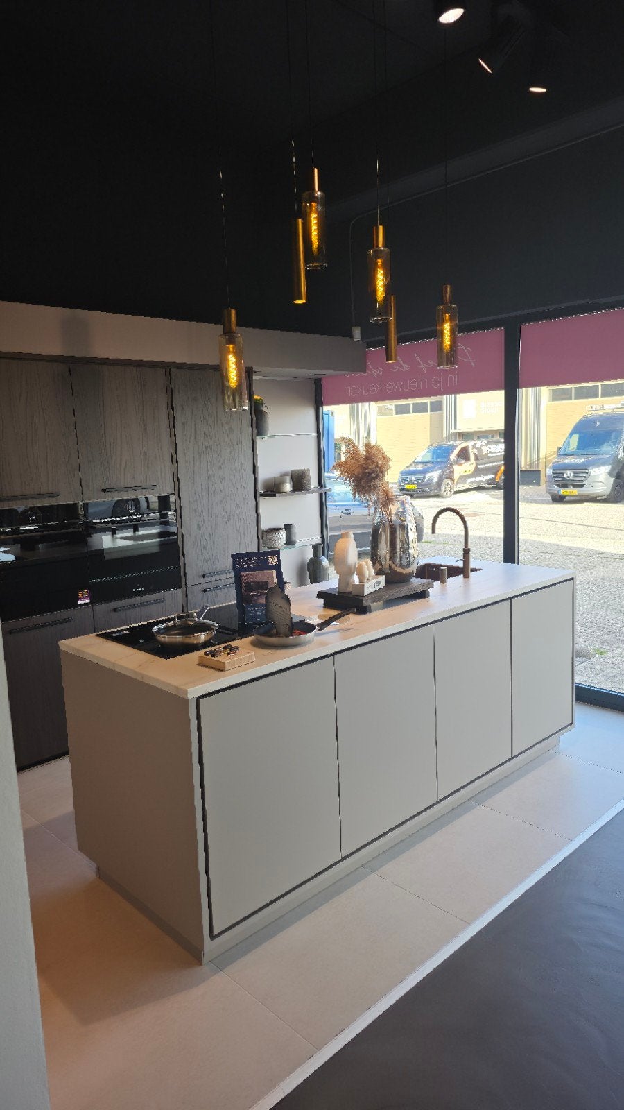 Zeer luxe Nolte NEO keuken | Dekton | Quooker | Bosch, Ophalen, Nieuw