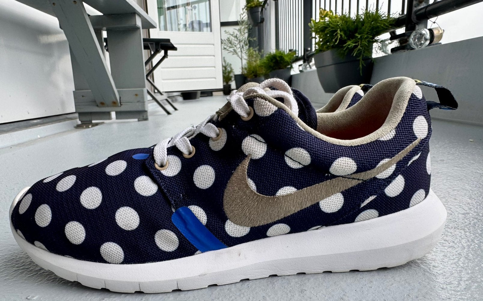 Nike NYC Rosh Run, mt 43, polkadot, blauw wit, zgan!, Kleding | Dames, Schoenen, Ophalen of Verzenden, Zo goed als nieuw, Blauw
