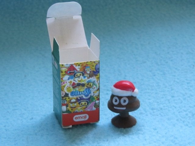 1 EURO OF GRATIS Emoji poppetje met kerstmuts van de Aldi, Ophalen, Nieuw