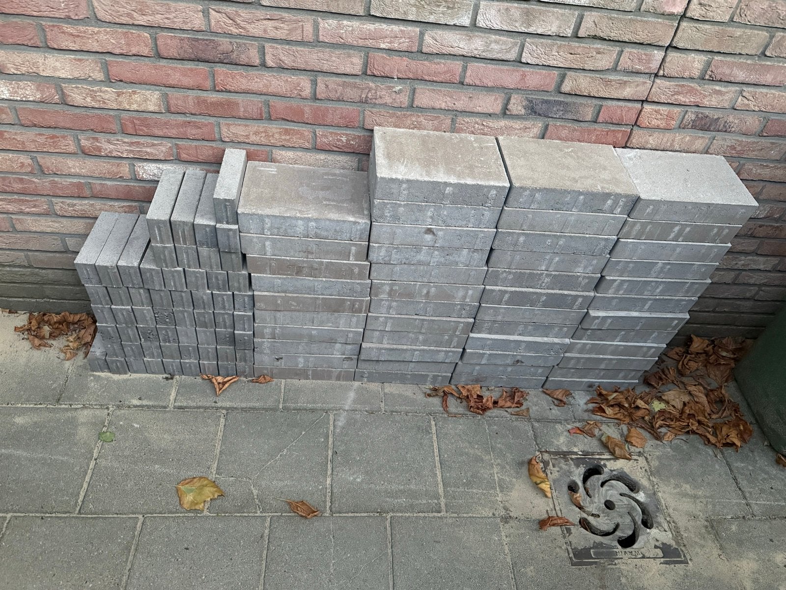 Gratis af te halen: Nieuwe bestrating 20x30 en Waalformaat, Tuin en Terras, Ophalen, Klinkers, Nieuw, Minder dan 5 m²