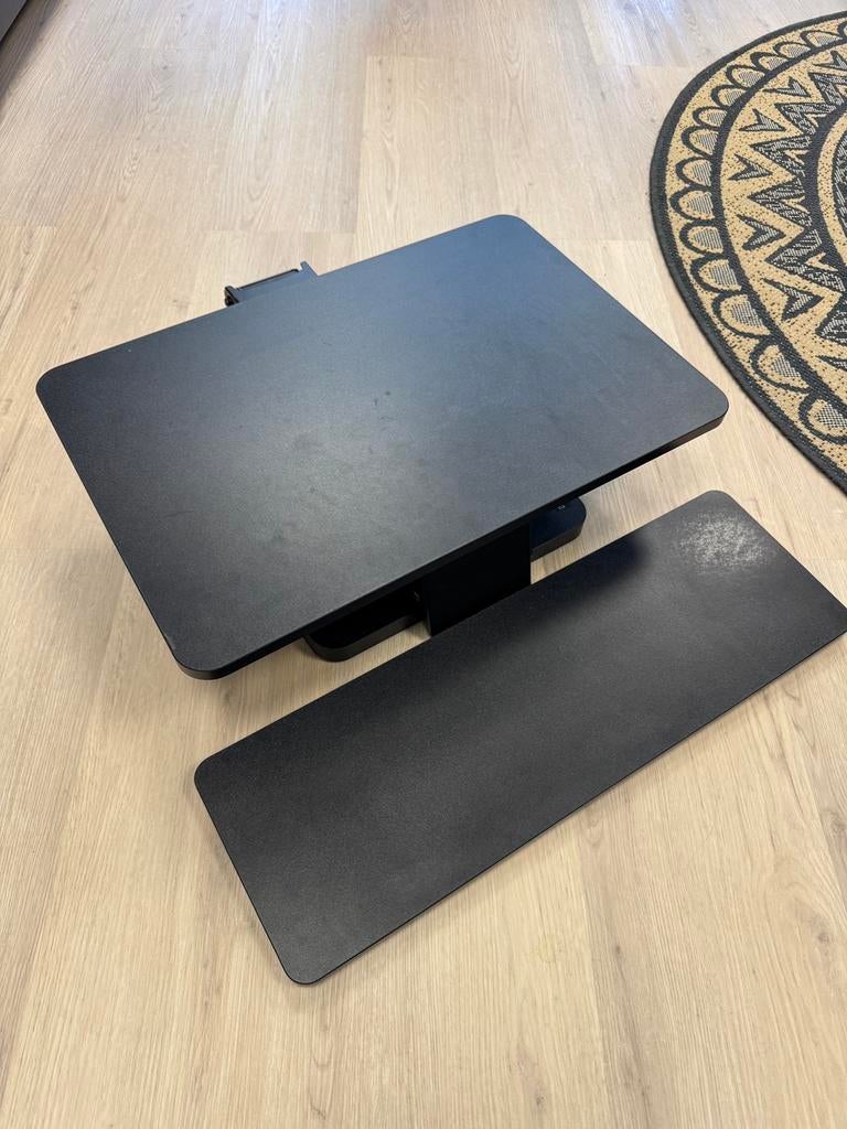 Bureau monitor verhoger Updesk One Gasveer Zwart (2 stuks), Computers en Software, Ophalen of Verzenden, Zo goed als nieuw, In hoogte verstelbaar
