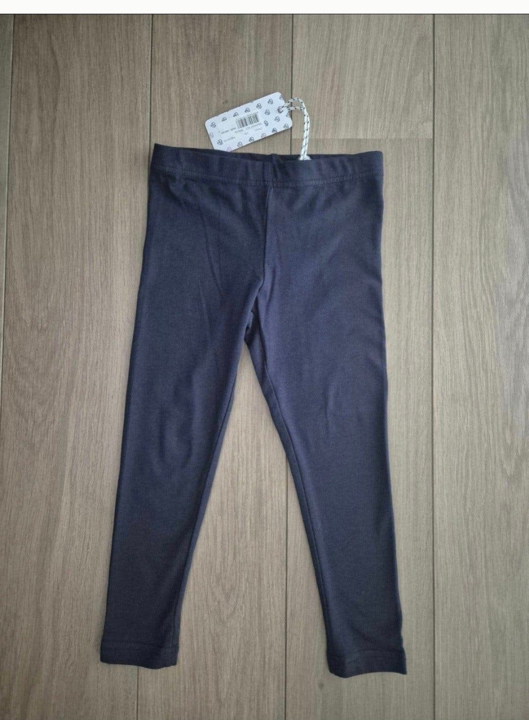 D-zine legging broekje blauw mt 104/110 nieuw

Voor meer mei, Kinderen en Baby's, Ophalen of Verzenden, Nieuw, Meisje, Broek