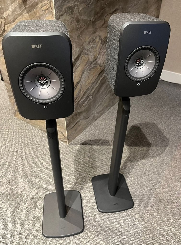 KEF LSX met standaard zwart, Gebruikt, 60 tot 120 watt, Front, Rear of Stereo speakers, Ophalen