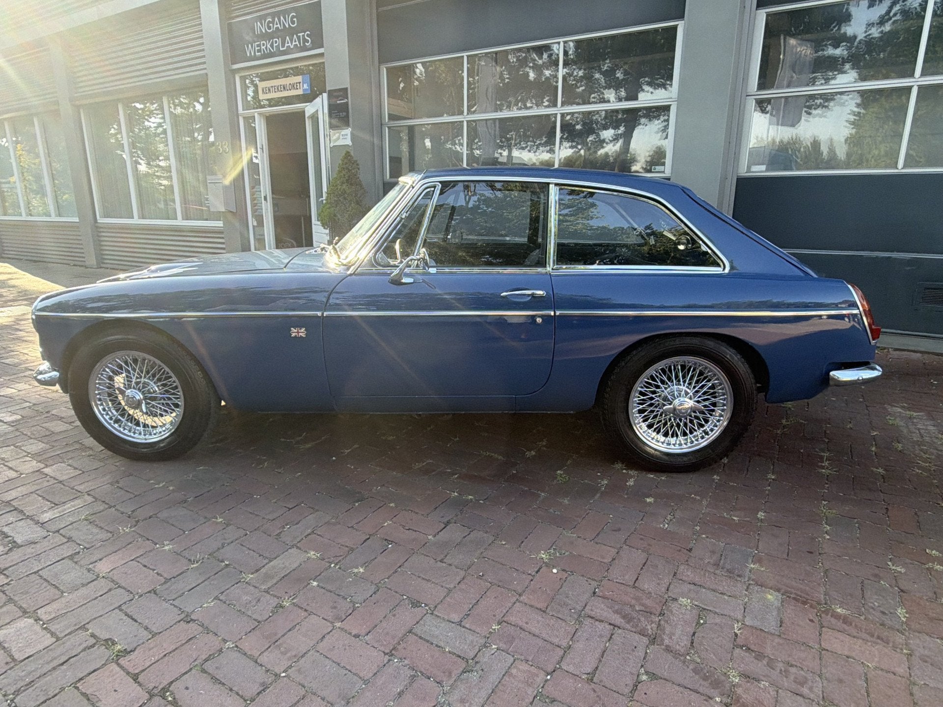 MG C-GT uit 1969 Uniek exemplaar moet gezien worden, Auto's, Lederen bekleding, Zwart, Leder, Bedrijf