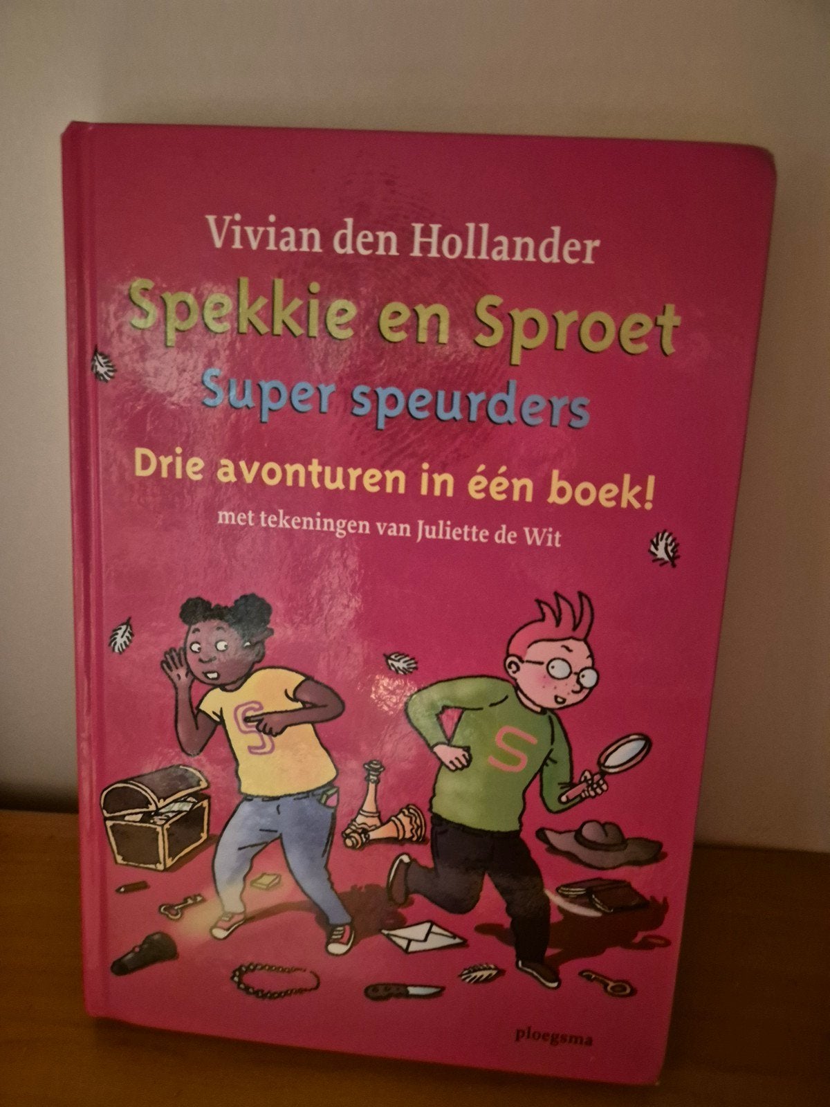 Spekkie en Sproet: Super Speurders Drie avonturen in één bo, Ophalen of Verzenden, Zo goed als nieuw, Vivian den Hollander, Fictie algemeen