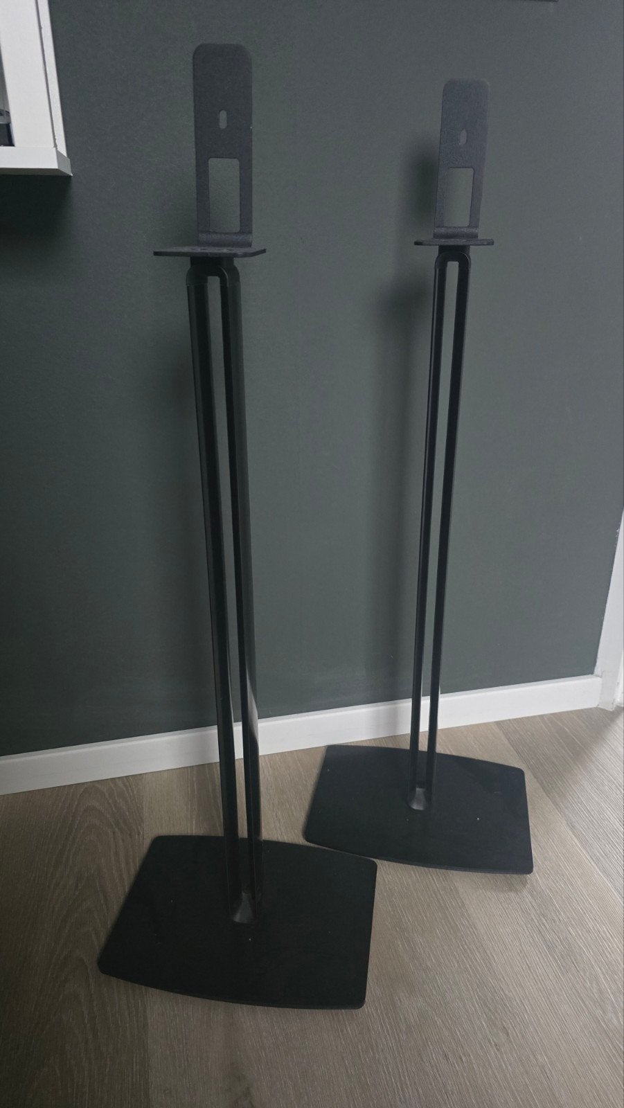 BlueSound Speakerstandaarden (set van 2), Audio, Tv en Foto, Inclusief standaarden, Overige typen, Zo goed als nieuw, Minder dan 60 watt