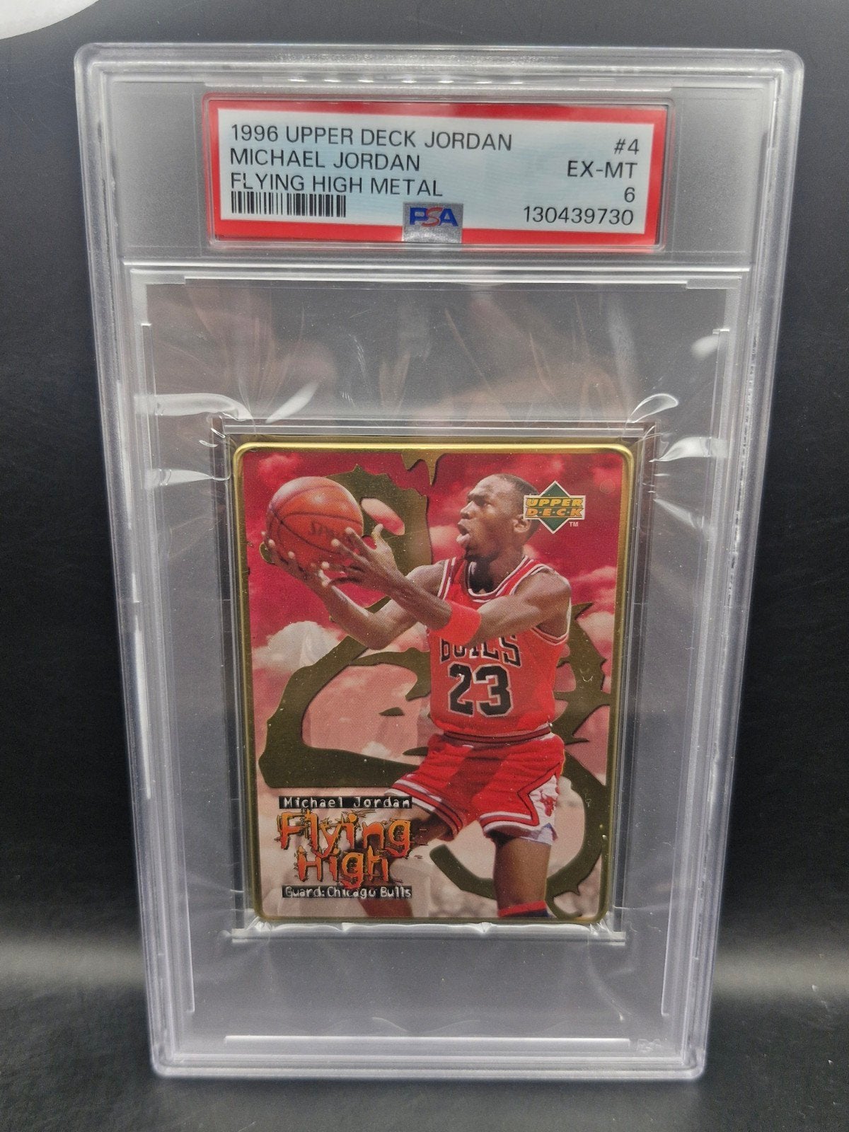 Michael Jordan 1996 flying high metal #4 PSA 6, Hobby en Vrije tijd, Verzenden, Zo goed als nieuw, Losse kaart