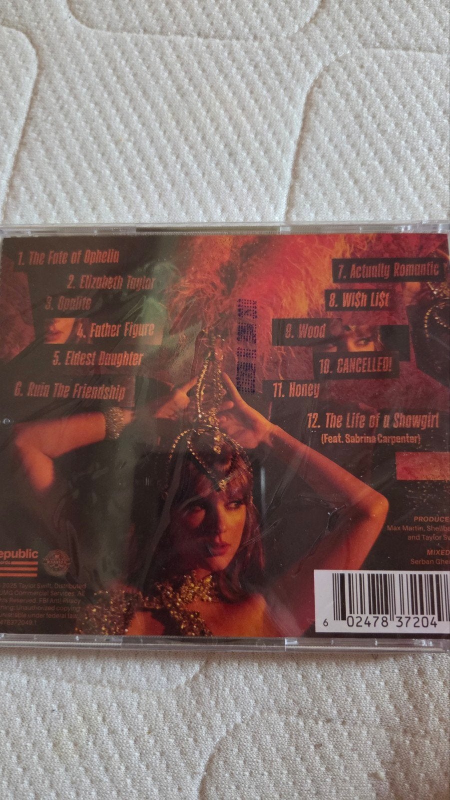 CD The Life of a Showgirl sweet and vanilla, Inclusief boekje, Pop, Ophalen of Verzenden, Nieuw in verpakking