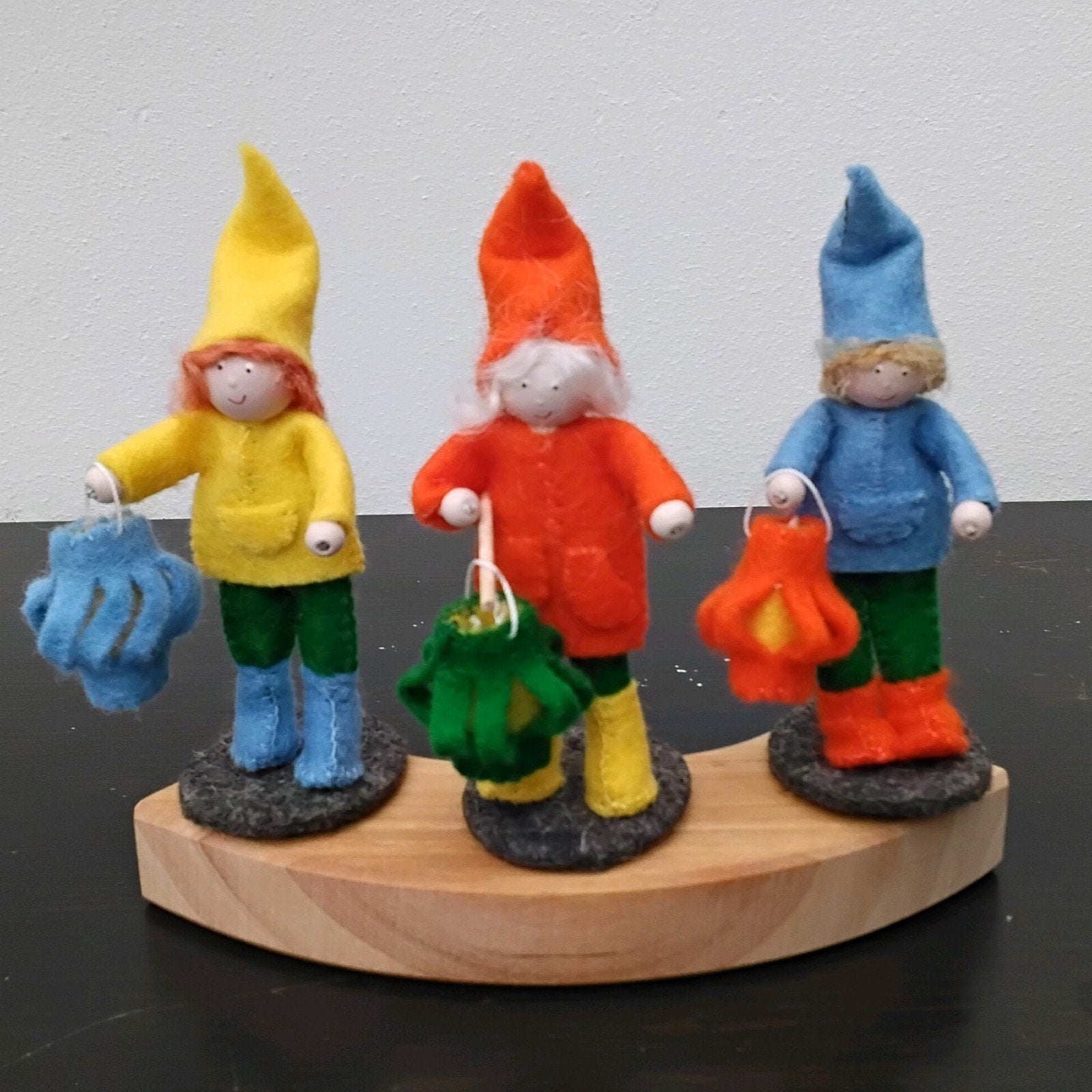 stekers op jaarring, Ophalen of Verzenden, Nieuw, Figuurtje(s), Wolvilt
