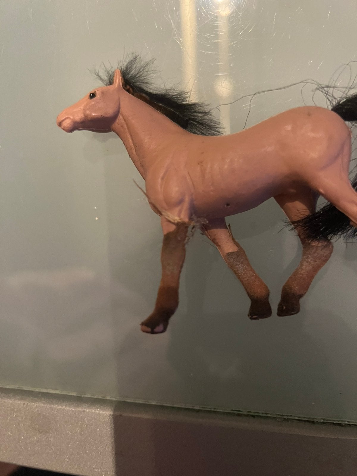 Klein plastic paardje, Ophalen of Verzenden, Zo goed als nieuw, Paard, Beeldje of Figuurtje