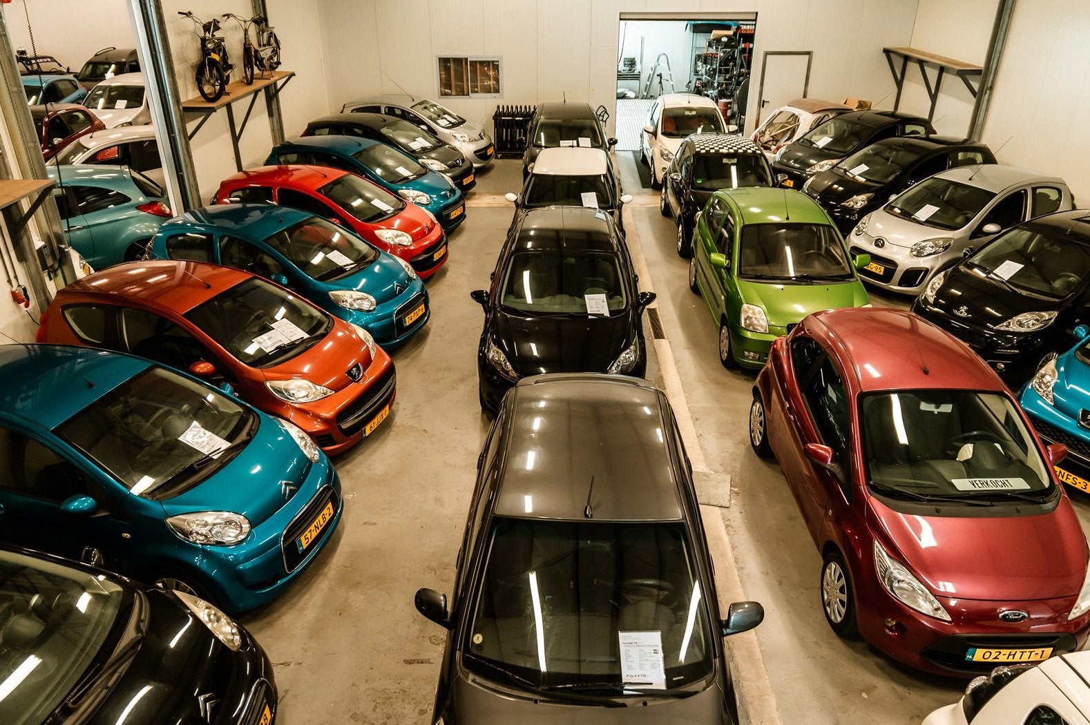 Citroen C1 / Peugeot 107 / Toyota Aygo | Altijd minimaal 20, Auto's, Voorwielaandrijving, Gebruikt, Zwart, Elektrische ramen