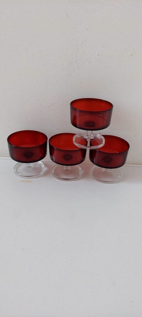 4 vintage Luminarc Cavalier robijn rode glazen - Jaren 70, Ophalen of Verzenden
