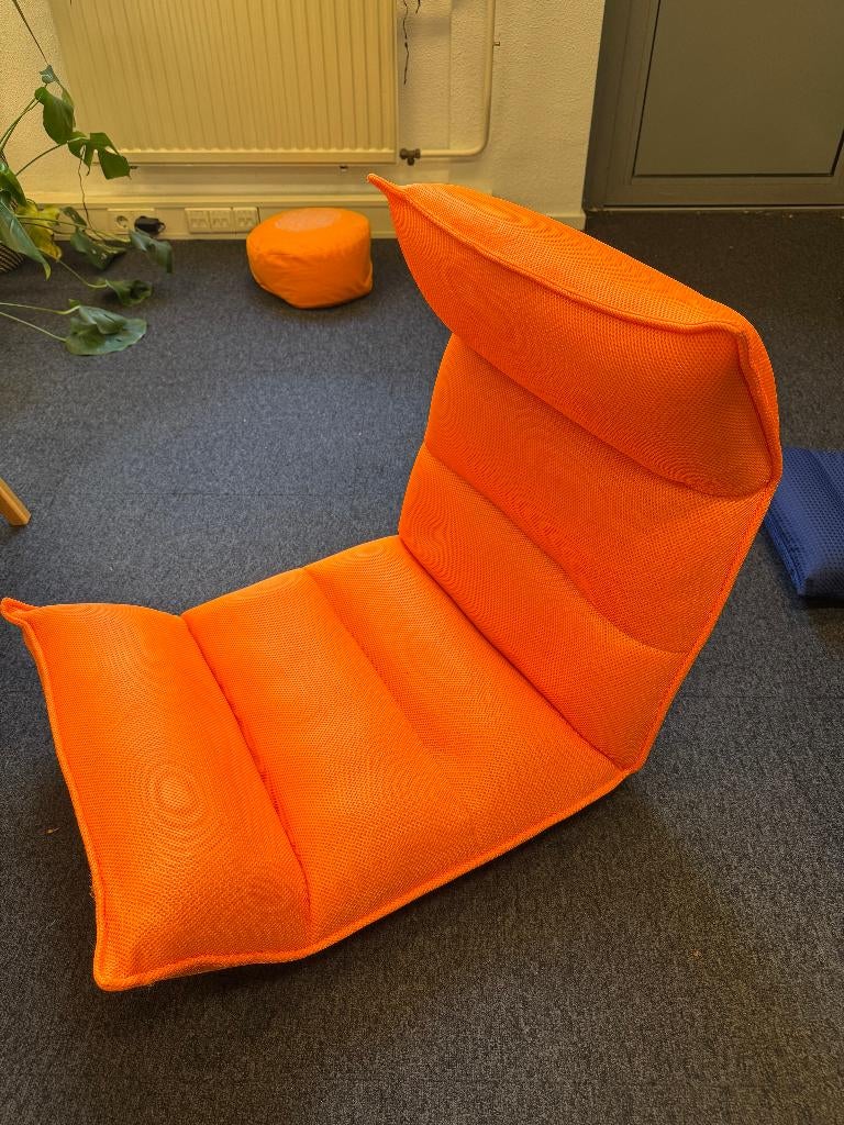 Beliani lounge stoel, meditatie yoga relax neon oranje BALKA, Huis en Inrichting, Stoelen, Ophalen, Iconisch, modern, opvallend, relaxed