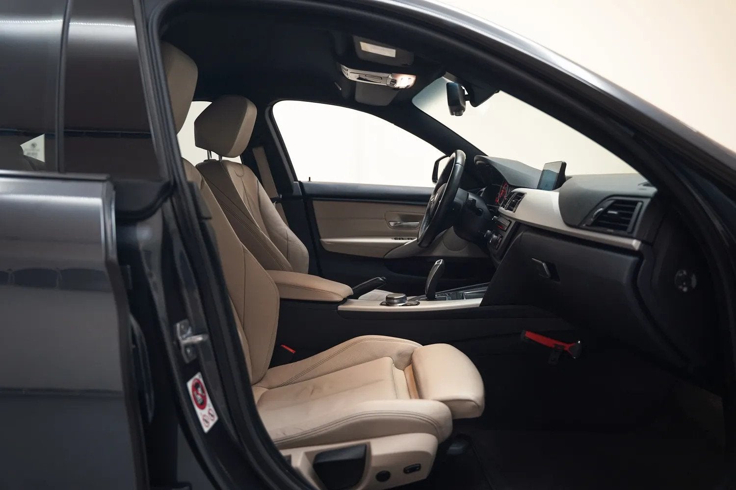 Foto 38 van BMW 4 Serie Gran Coupe 418i High Executive Aut. [ Sportstoel