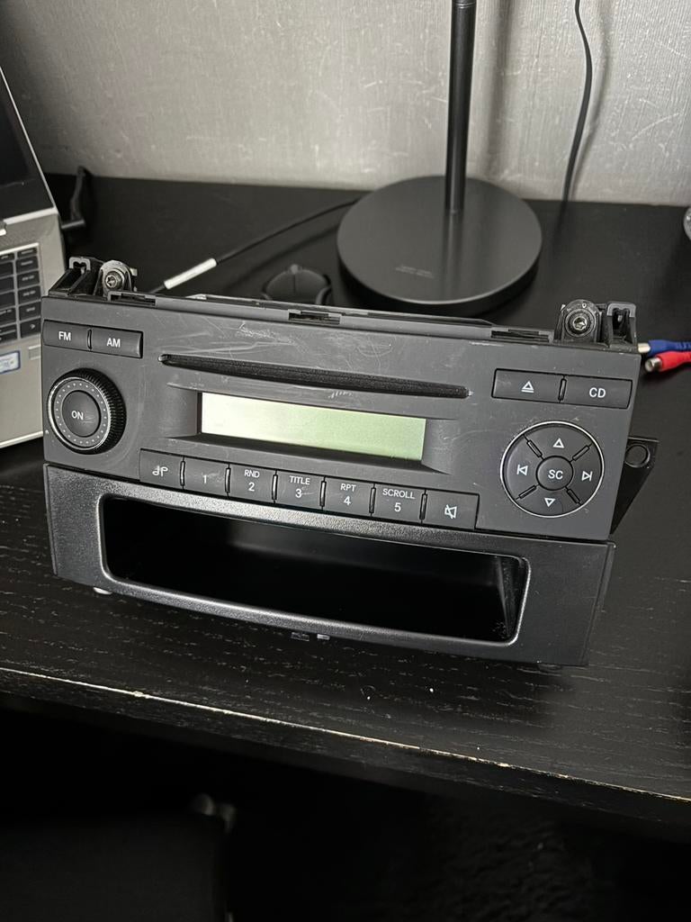 Mercedes vito radio, Ophalen of Verzenden, Zo goed als nieuw
