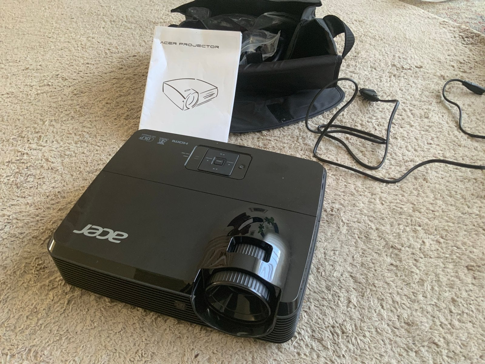 Acer beamer met Projectiescherm, Audio, Tv en Foto, Beamers, Ophalen, Zo goed als nieuw, DLP, Full HD (1080)