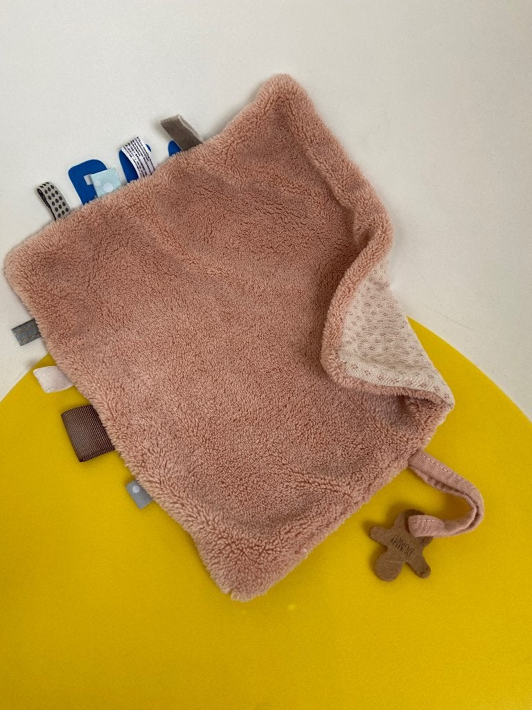 K2407 snoozebaby snooze baby doekje roze, Kinderen en Baby's, Speelgoed | Knuffels en Pluche, Ophalen of Verzenden, Zo goed als nieuw