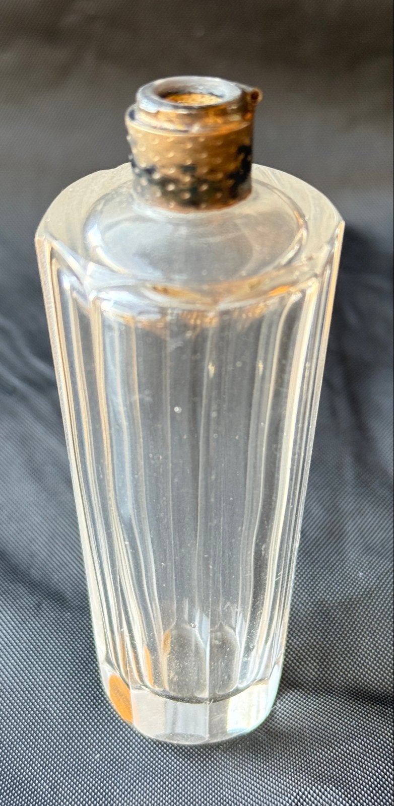 Vintage kristal parfumflesje met zilver dop, Ophalen of Verzenden