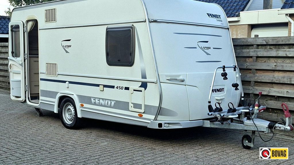 Fendt Saphir 450 SFH incl. mover en voortent !, Caravans en Kamperen, Lengtebed, Bedrijf, Treinzit, Schokbreker