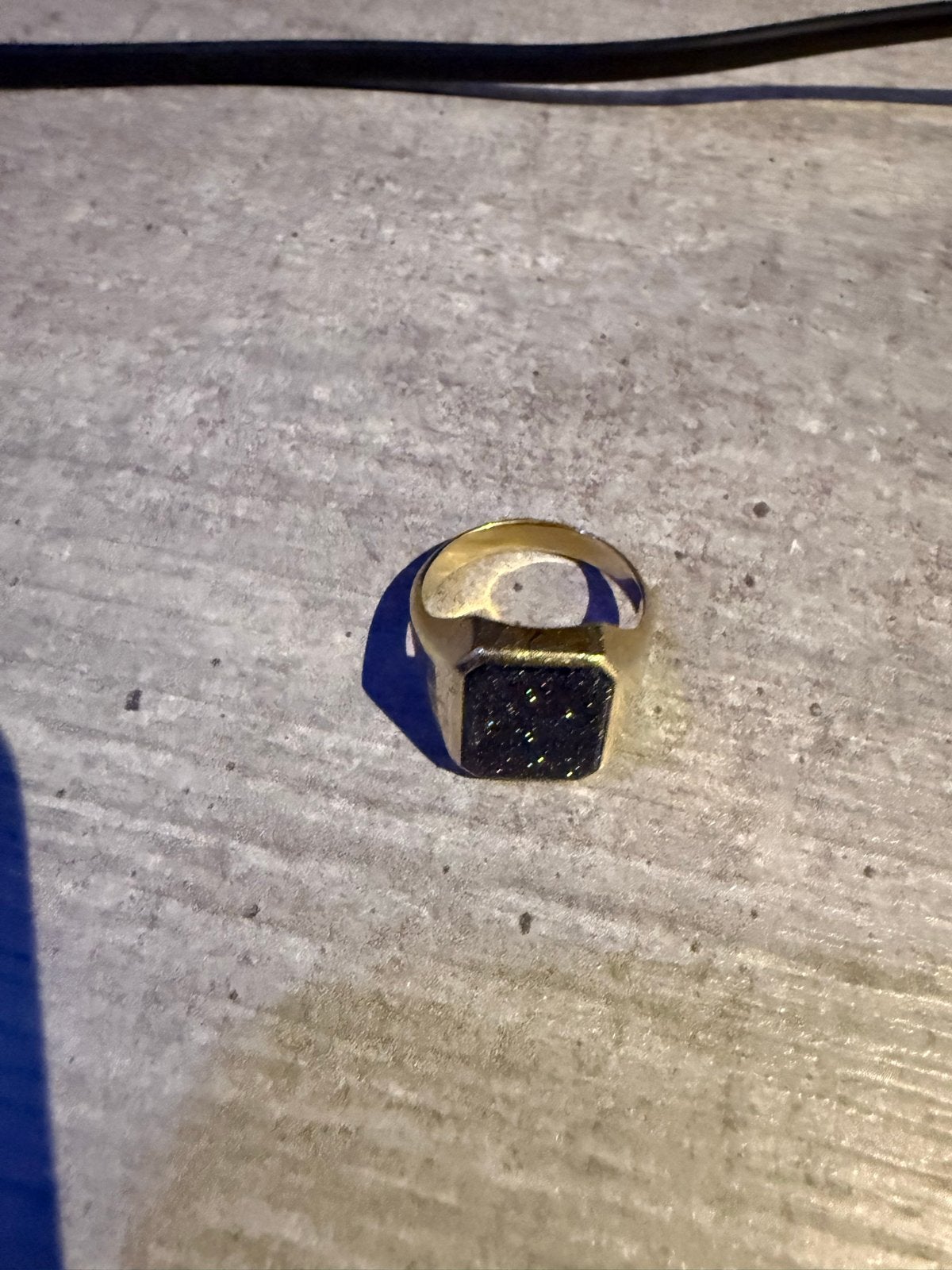Gouden ring zegelring, Ophalen, 18 tot 19, Gebruikt, Dame of Heer